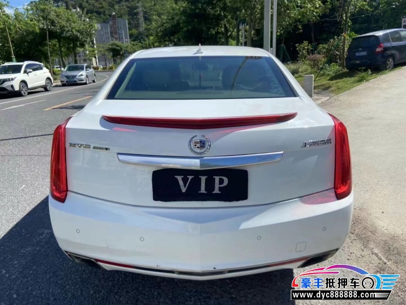 13年凯迪拉克XTS轿车抵押车出售