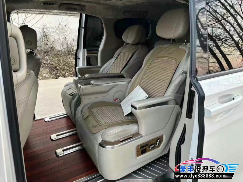 19年别克GL8轿车抵押车出售