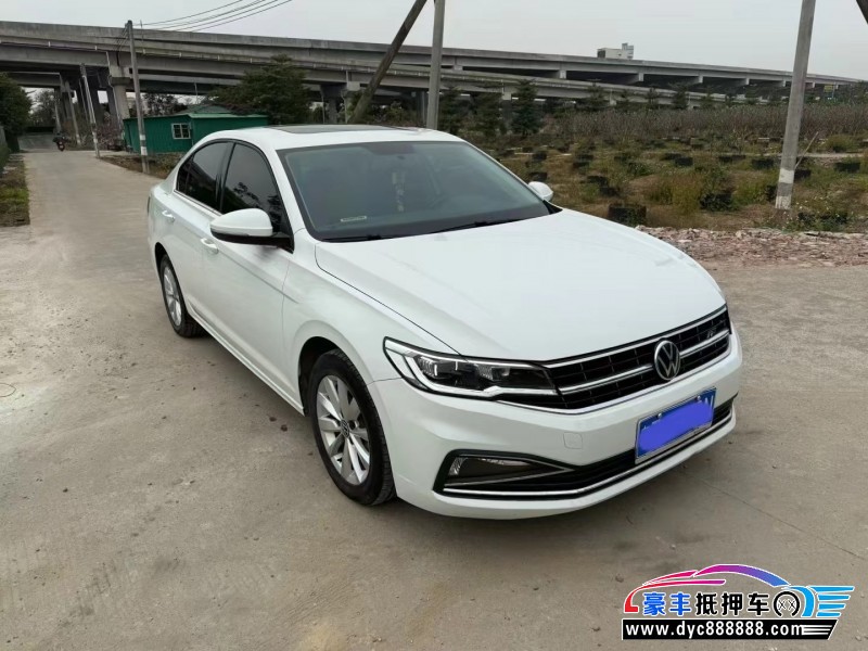 22年大众宝来轿车抵押车出售