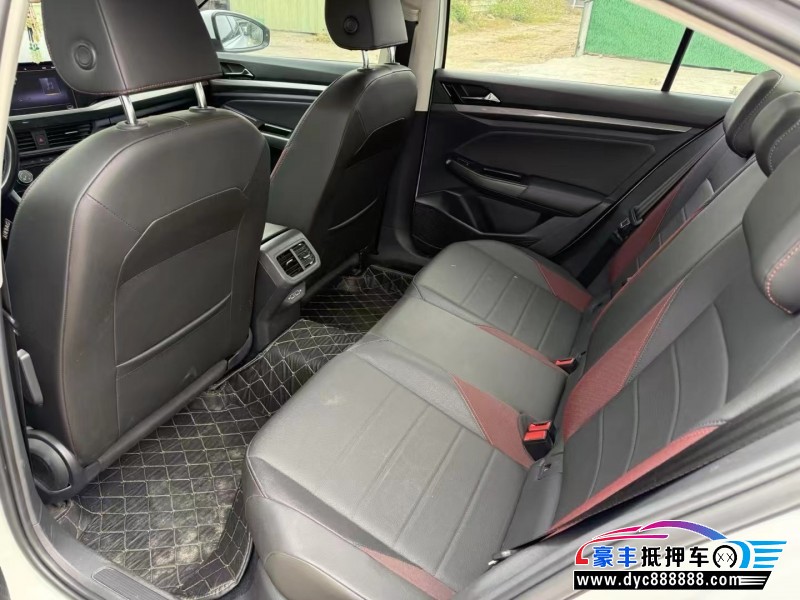 22年大众宝来轿车抵押车出售