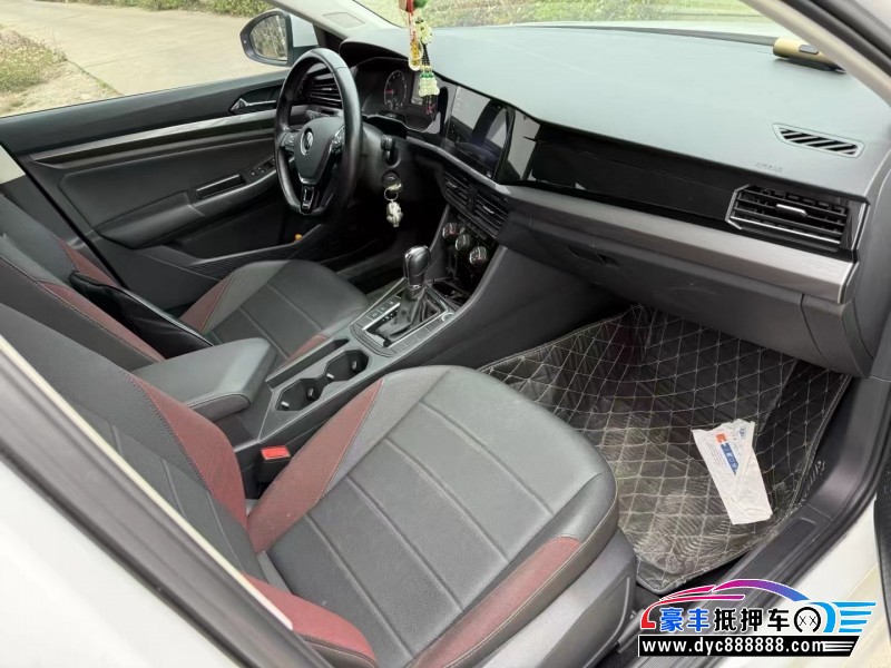 22年大众宝来轿车抵押车出售