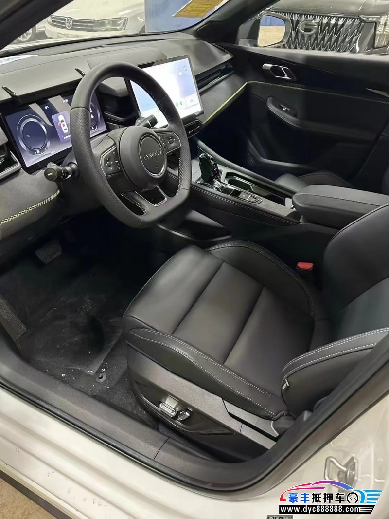 24年领克03轿车抵押车出售