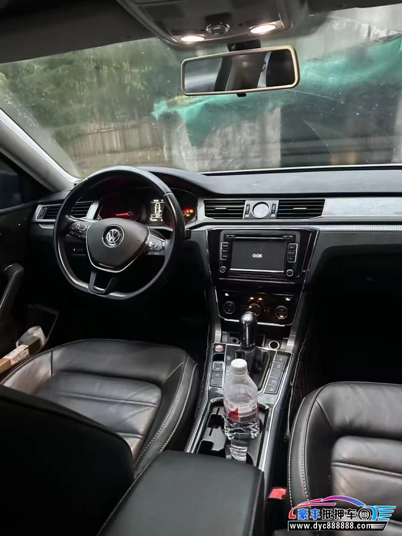 18年大众帕萨特轿车抵押车出售