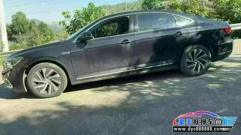 21年大众帕萨特轿车抵押车出售