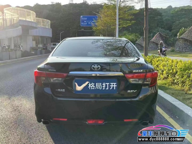 17年丰田锐志轿车抵押车出售