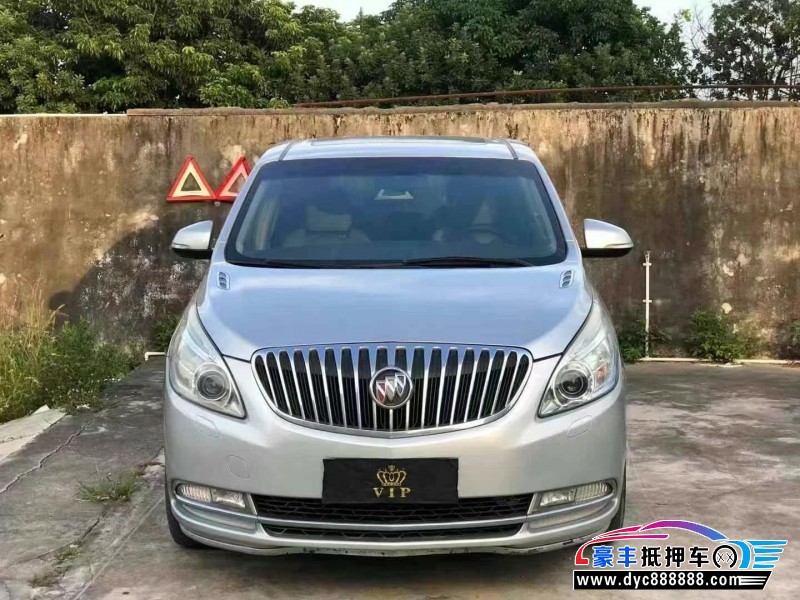 14年别克GL8轿车抵押车出售