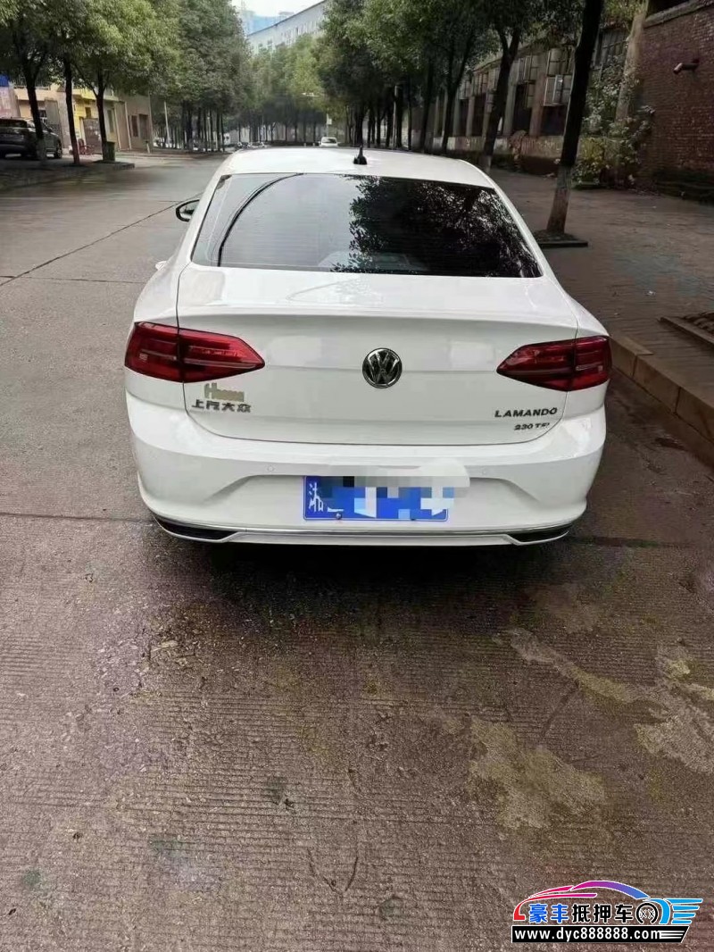 22年大众凌渡轿车抵押车出售