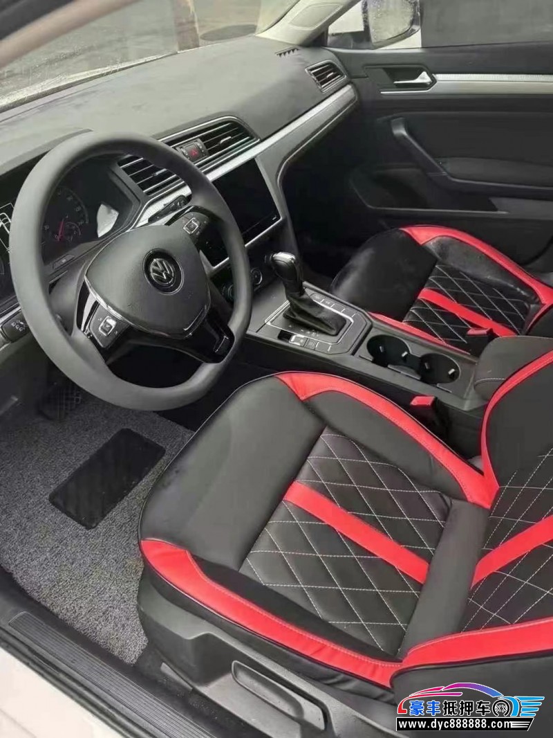 22年大众凌渡轿车抵押车出售