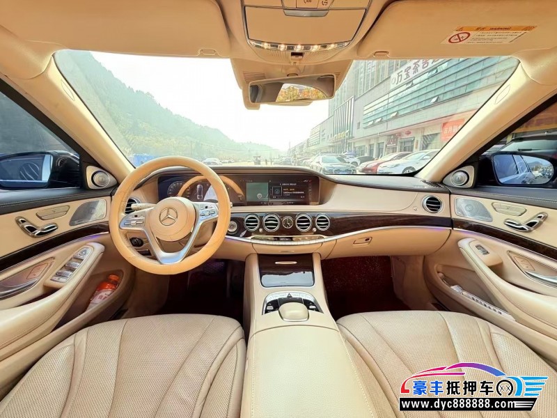 19年奔驰S轿车抵押车出售