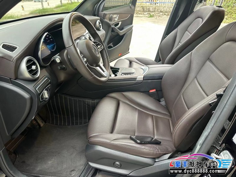 22年奔驰GLC轿车抵押车出售