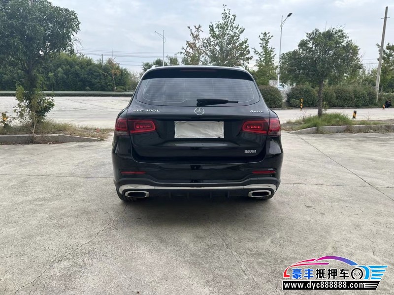 22年奔驰GLC轿车抵押车出售