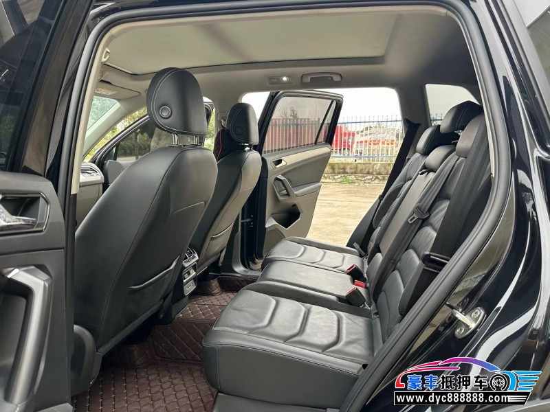 20年大众途观轿车抵押车出售