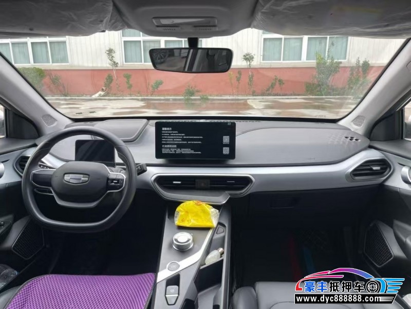 24年吉利几何轿车抵押车出售