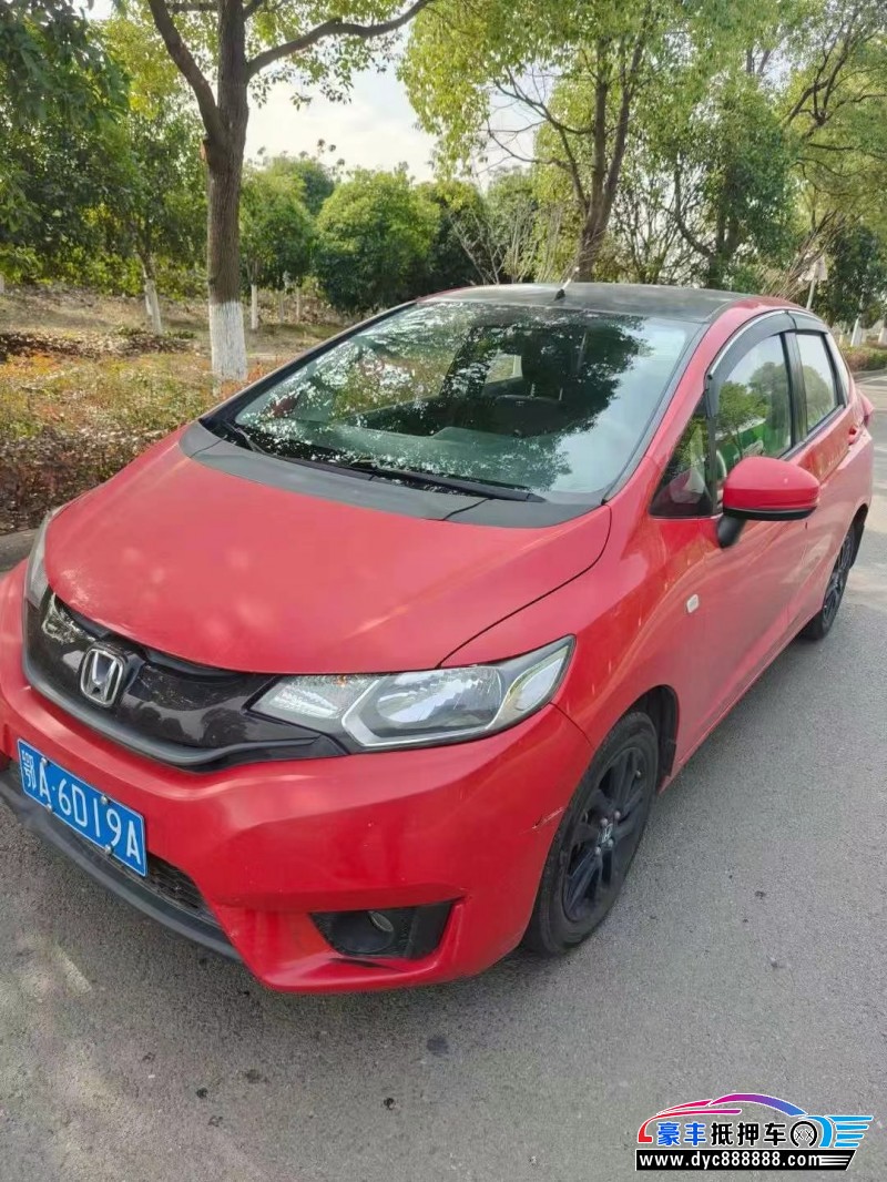 16年本田飞度轿车抵押车出售