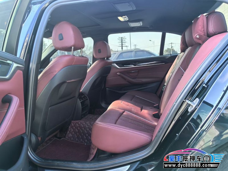 21年宝马5系轿车抵押车出售