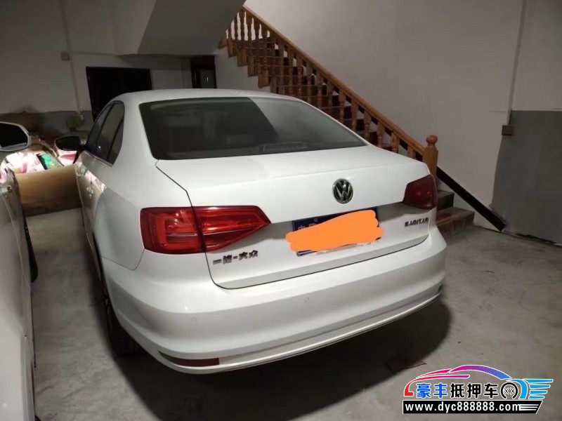 19年大众速腾轿车抵押车出售