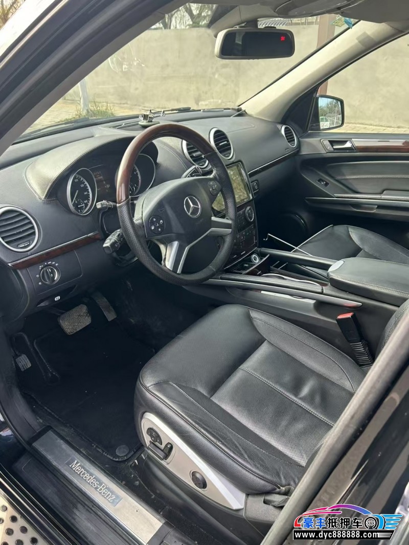 12年奔驰GL级SUV抵押车出售