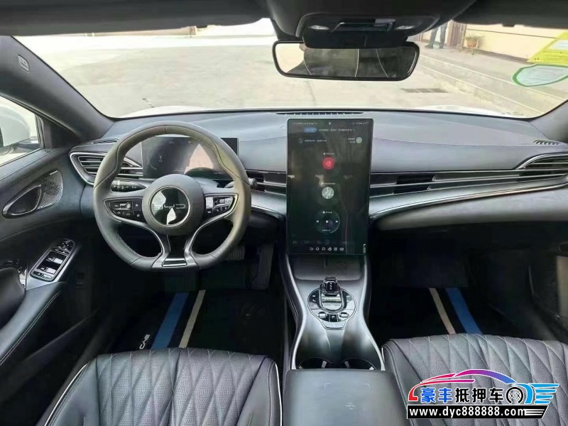 24年比亚迪海豹轿车抵押车出售