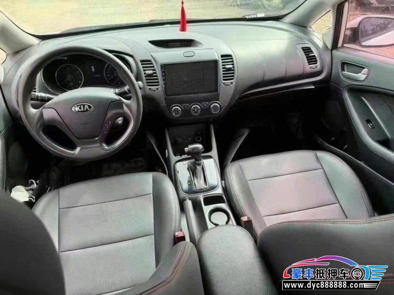 18年起亚K3轿车抵押车出售