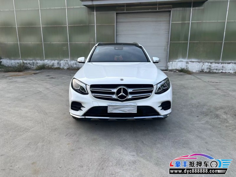 18年奔驰GLC轿车抵押车出售