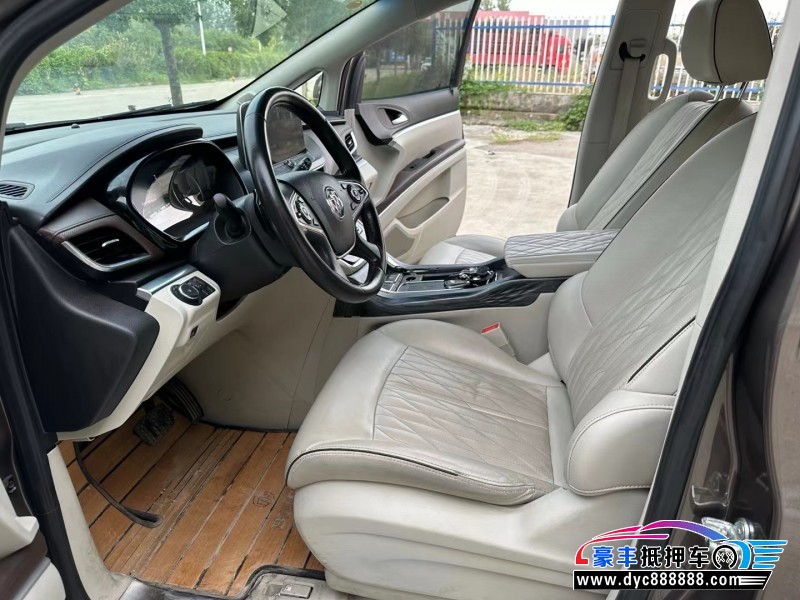 21年别克GL8轿车抵押车出售