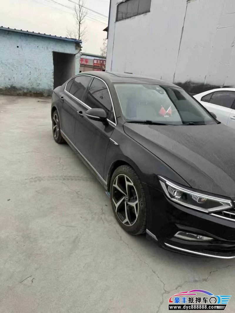 23年大众迈腾轿车抵押车出售