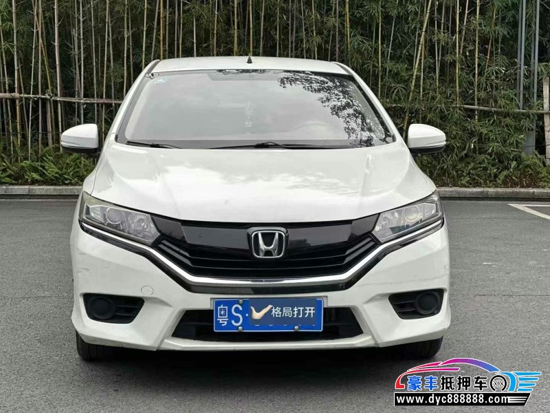 17年本田哥瑞轿车抵押车出售