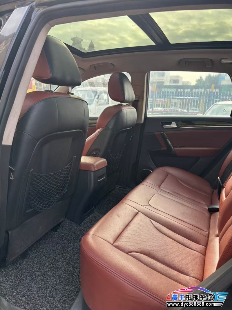 15年众泰T600轿车抵押车出售