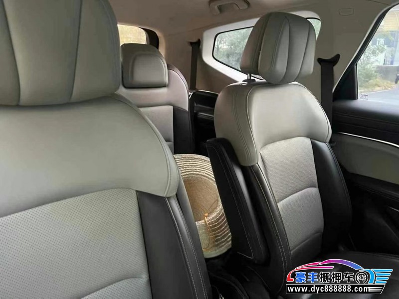 19年吉利嘉际轿车抵押车出售