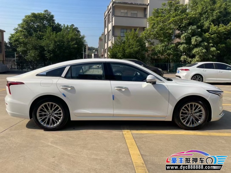 23年奔腾B70轿车抵押车出售