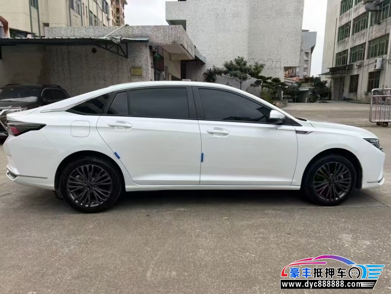 22年东风风神奕炫轿车抵押车出售