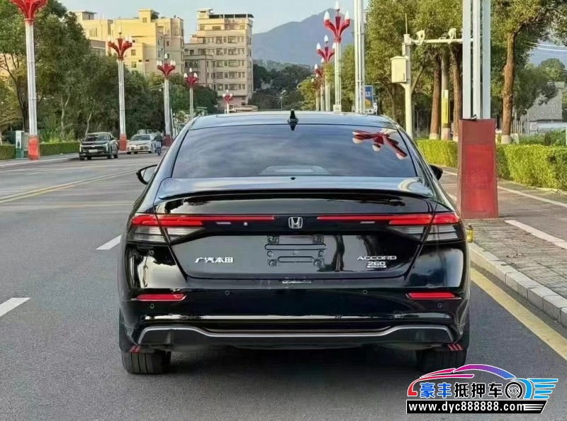 23年本田雅阁轿车抵押车出售