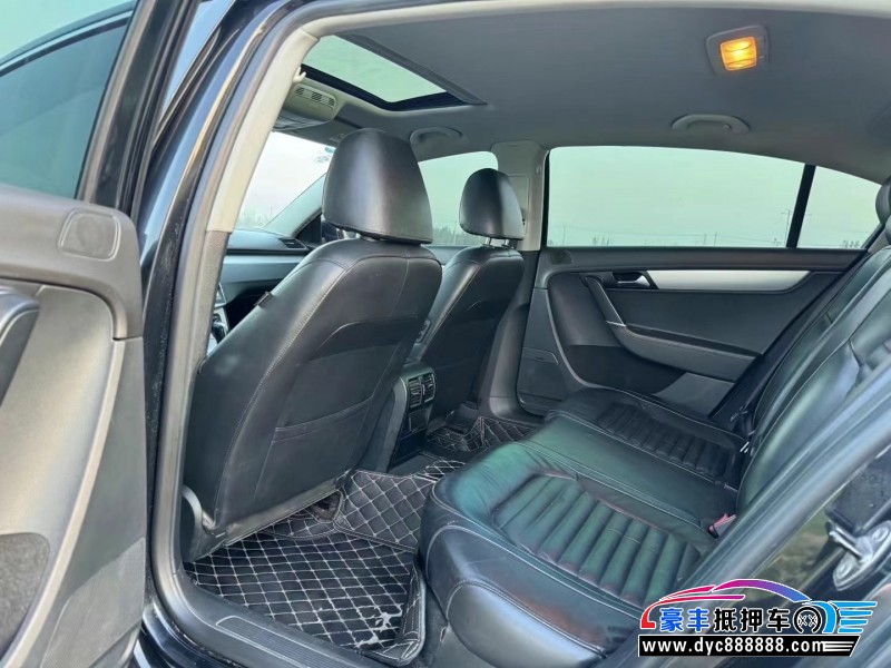 14年大众迈腾轿车抵押车出售