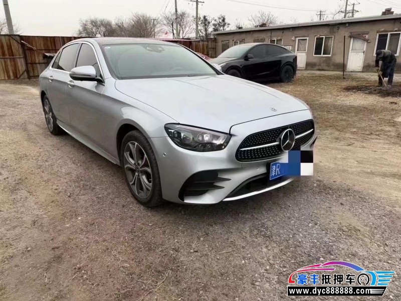 20年奔驰E轿车抵押车出售