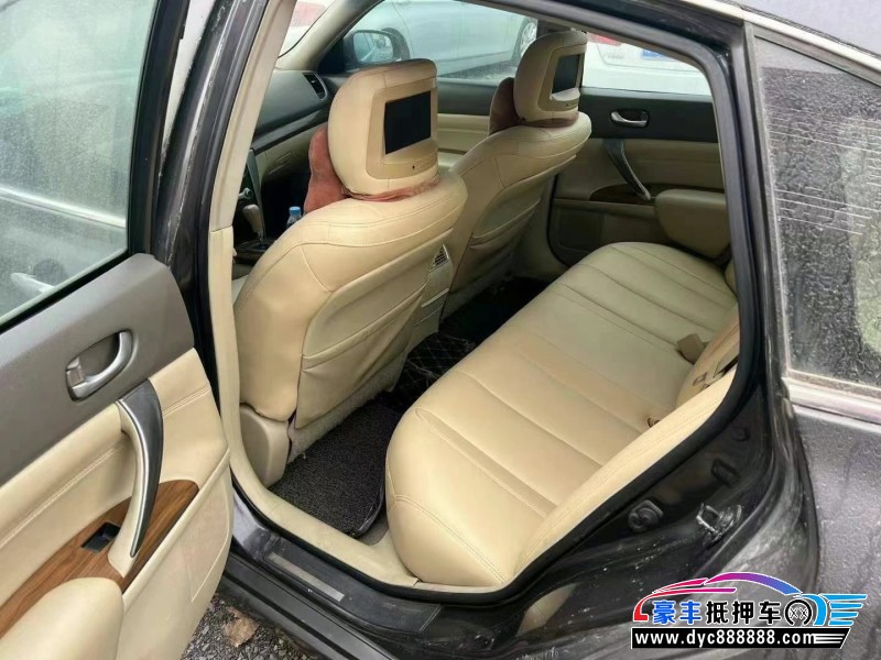 12年日产天籁轿车抵押车出售