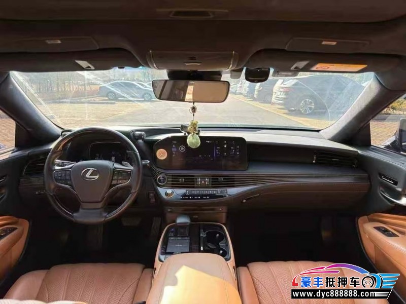 21年雷克萨斯LS轿车抵押车出售