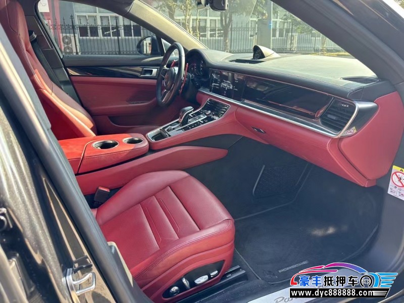 20年保时捷帕纳梅拉轿车抵押车出售