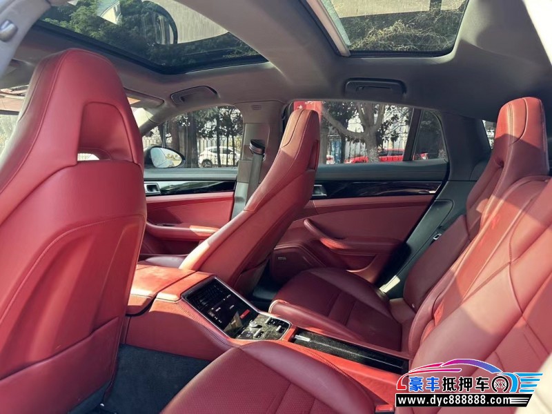 20年保时捷帕纳梅拉轿车抵押车出售