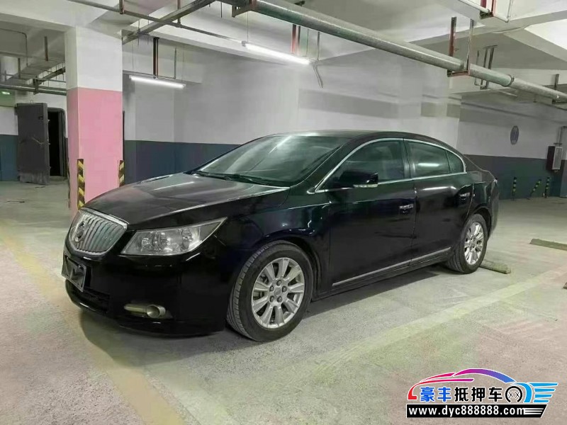 14年别克君越轿车抵押车出售