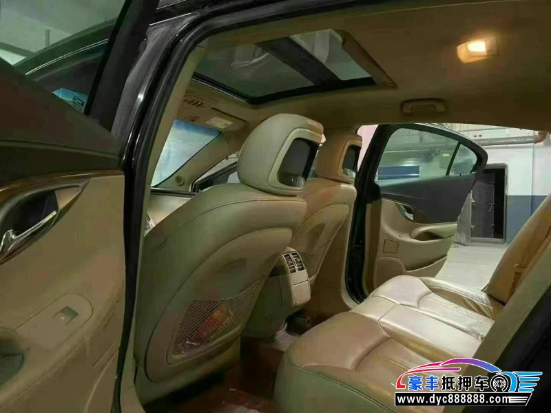 14年别克君越轿车抵押车出售