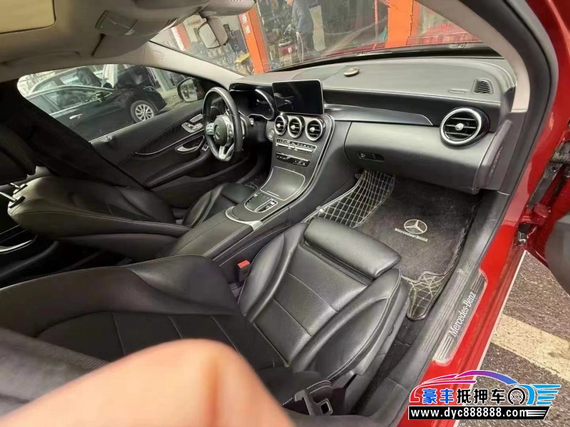 20年奔驰C轿车抵押车出售