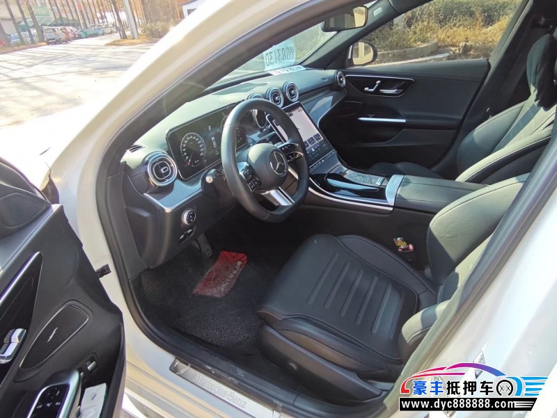 23年奔驰C轿车抵押车出售
