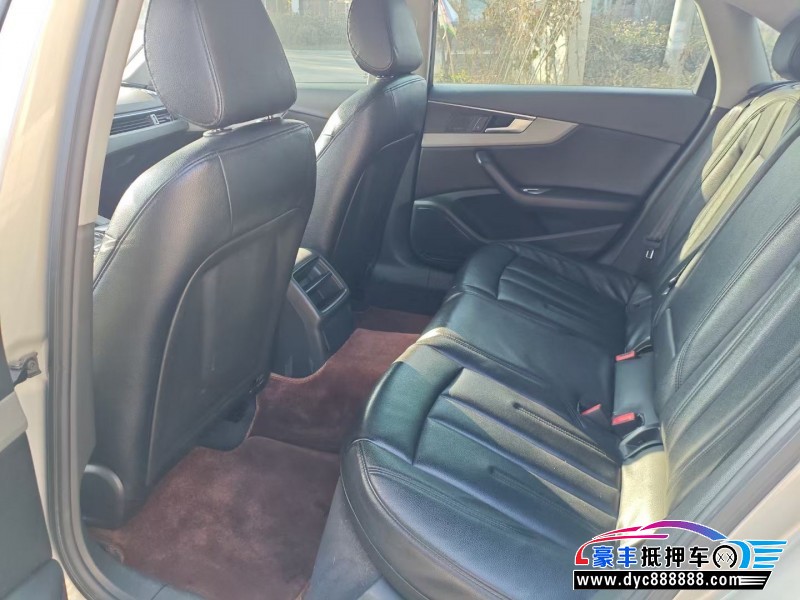 18年奥迪A4L轿车抵押车出售