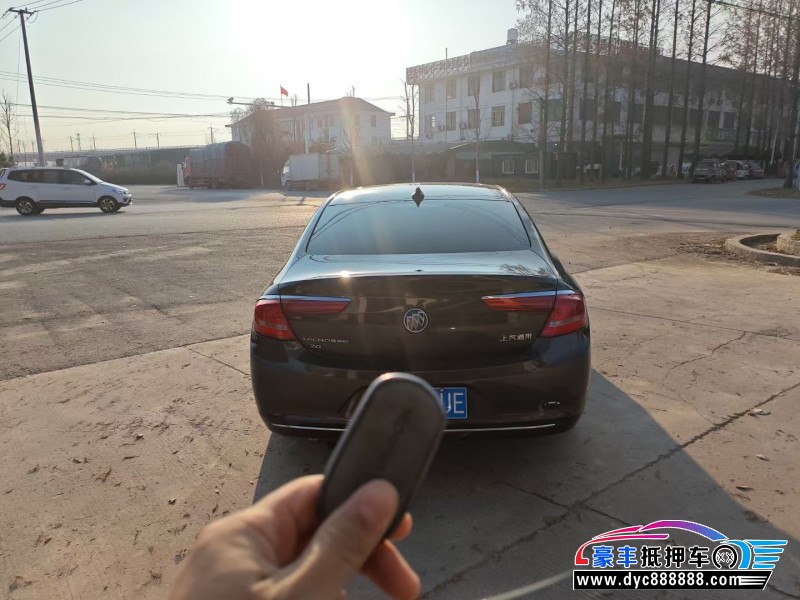 17年别克君越轿车抵押车出售