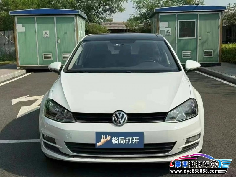 15年大众高尔夫轿车抵押车出售