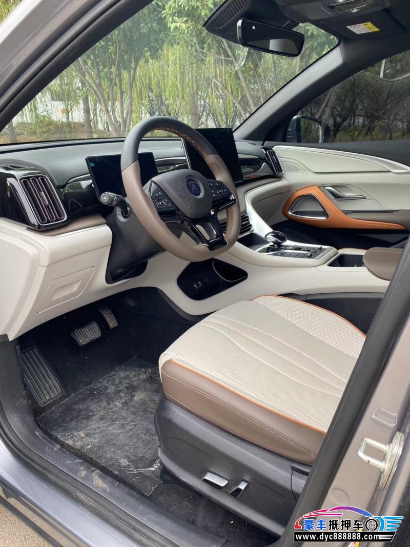 22年比亚迪宋轿车抵押车出售