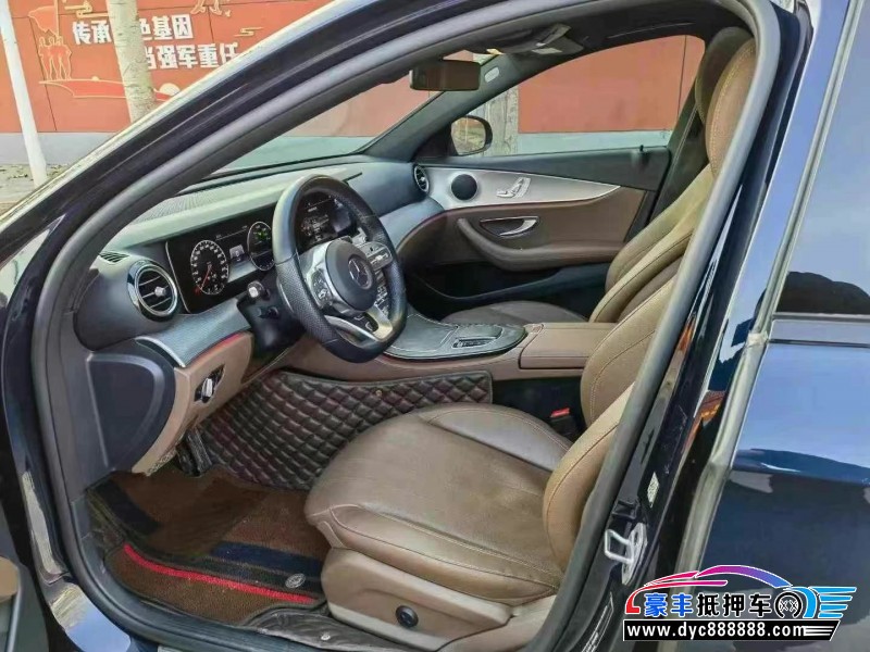 20年奔驰E轿车抵押车出售