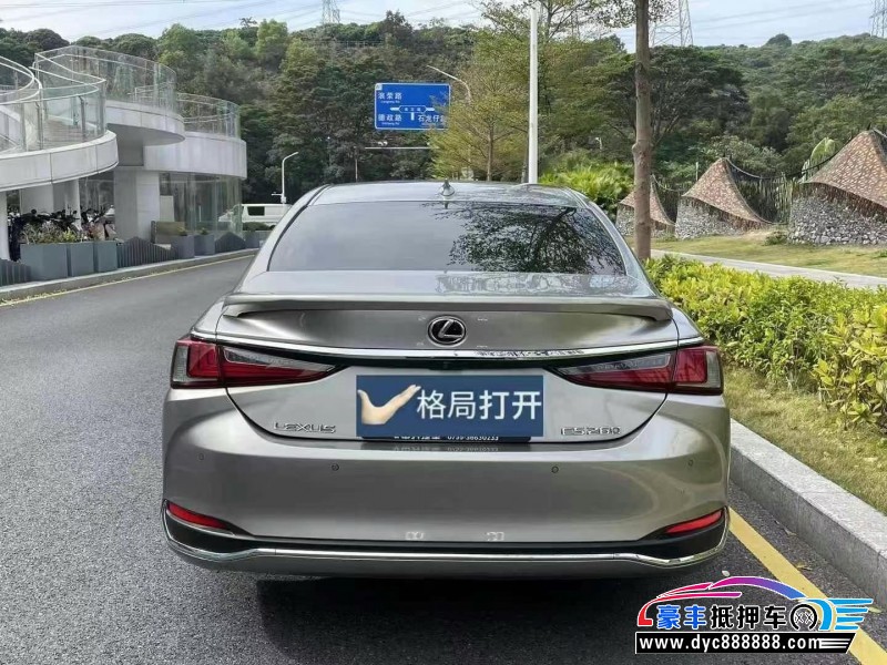 19年雷克萨斯ES轿车抵押车出售