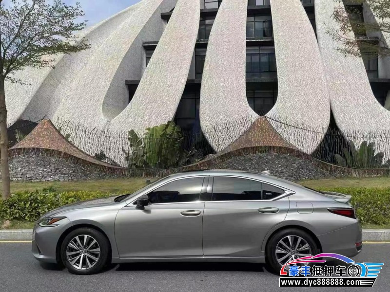 19年雷克萨斯ES轿车抵押车出售