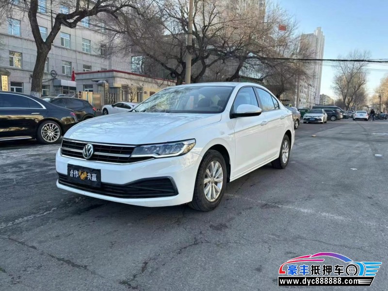 19年大众速腾轿车抵押车出售